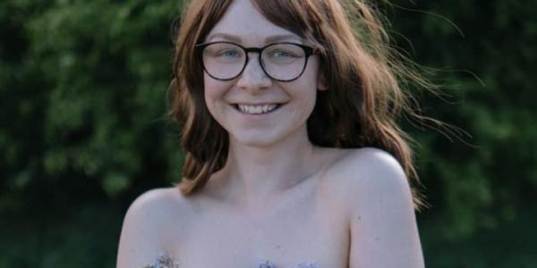 Anna Henselová - příběh Hero
